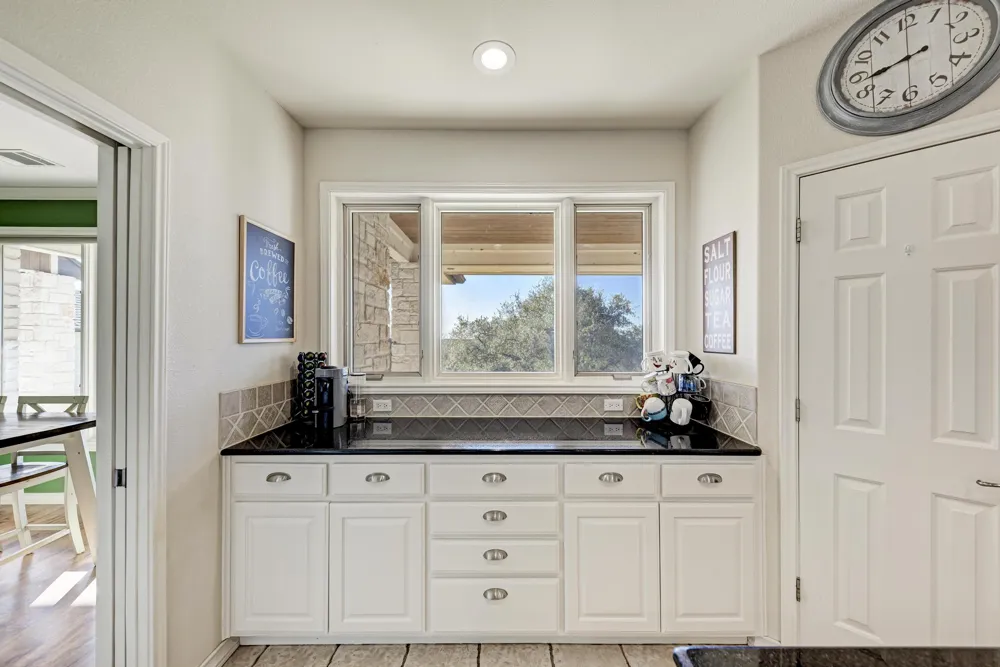 330 Juniper Trail Kingsland, TX 78639