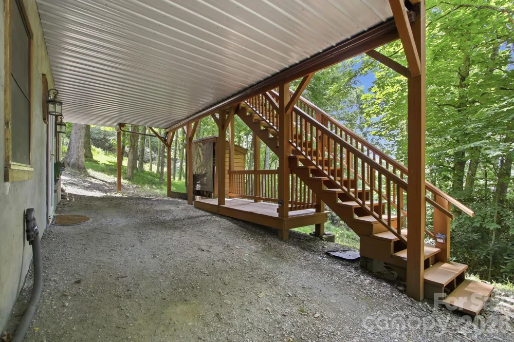 176 Ravens View Boone, NC 28607