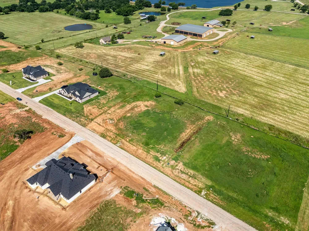 1008 Brock Heights Court Weatherford, TX 76087