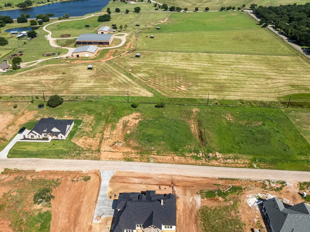1008 Brock Heights Court Weatherford, TX 76087