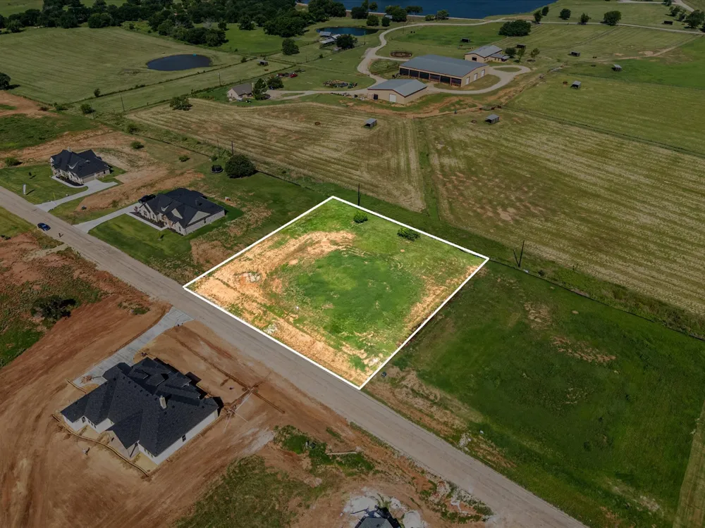 1008 Brock Heights Court Weatherford, TX 76087