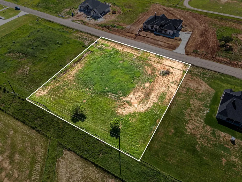 1008 Brock Heights Court Weatherford, TX 76087