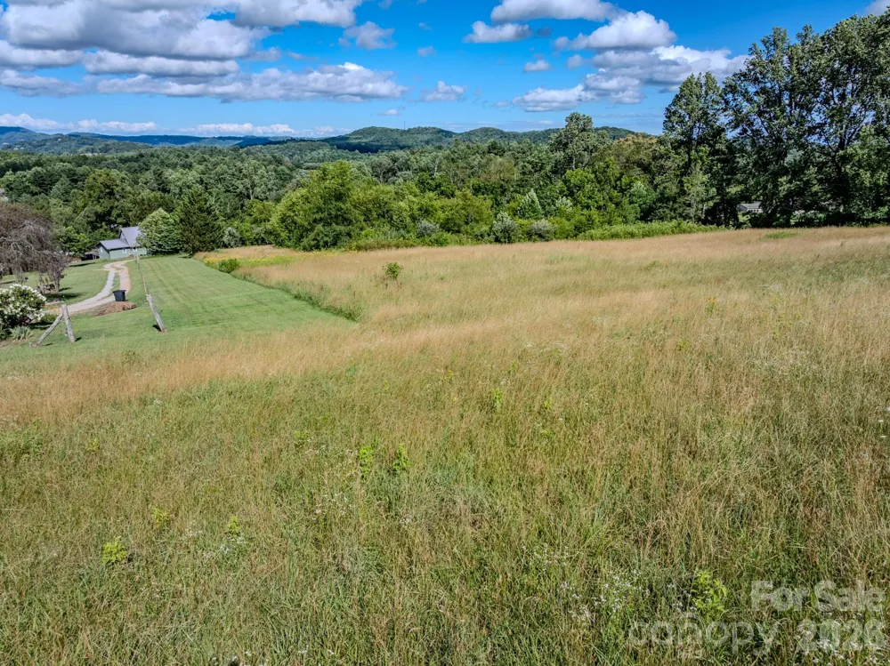 000 Rocky Hill Drive #5 & 7 Hendersonville, NC 28792