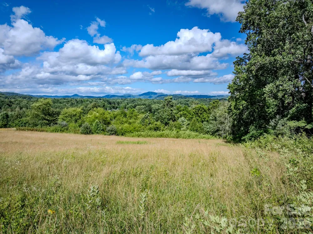 000 Rocky Hill Drive #5 & 7 Hendersonville, NC 28792
