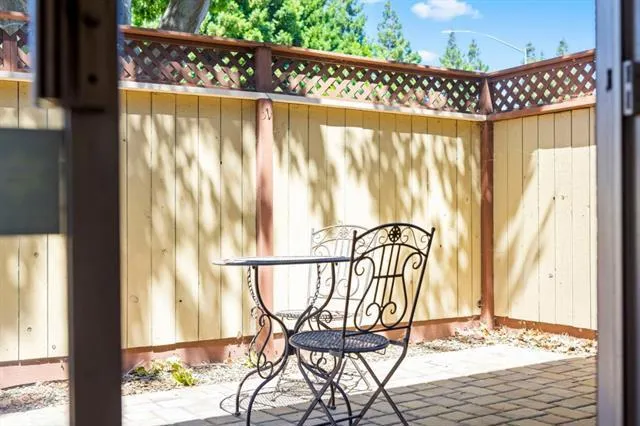 500 W Middlefield Road #98 Mountain View, CA 94043