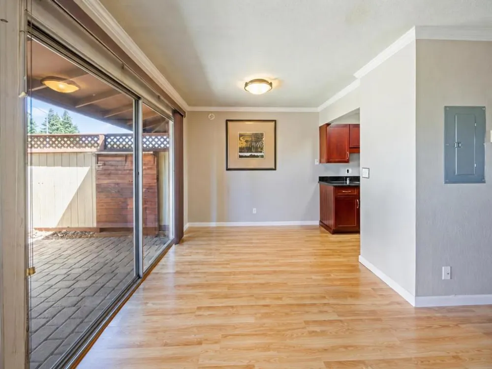 500 W Middlefield Road #98 Mountain View, CA 94043