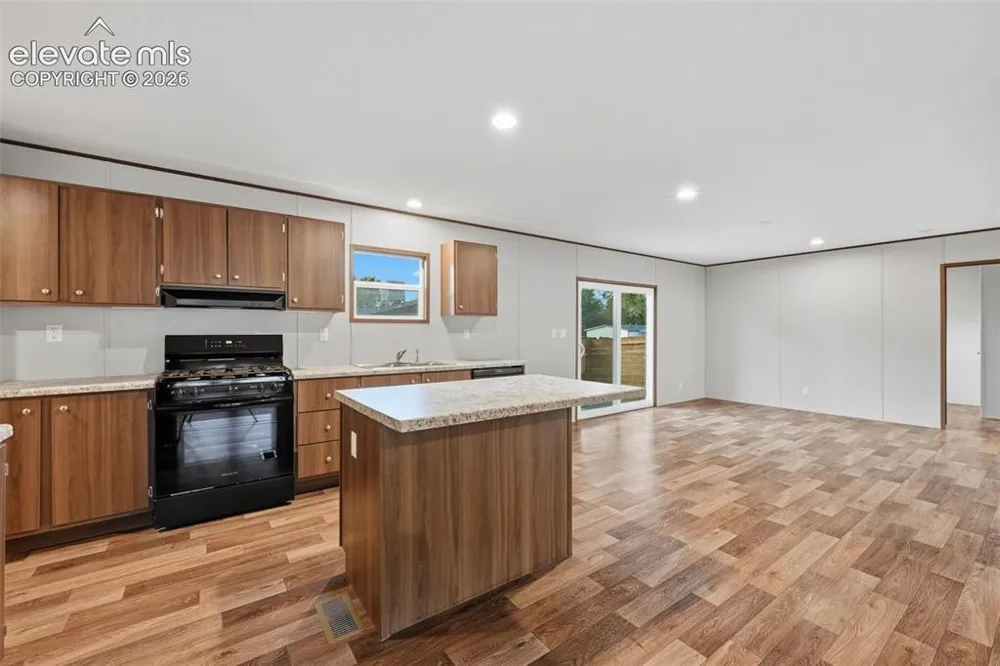 281 E Stewart Drive Pueblo, CO 81007