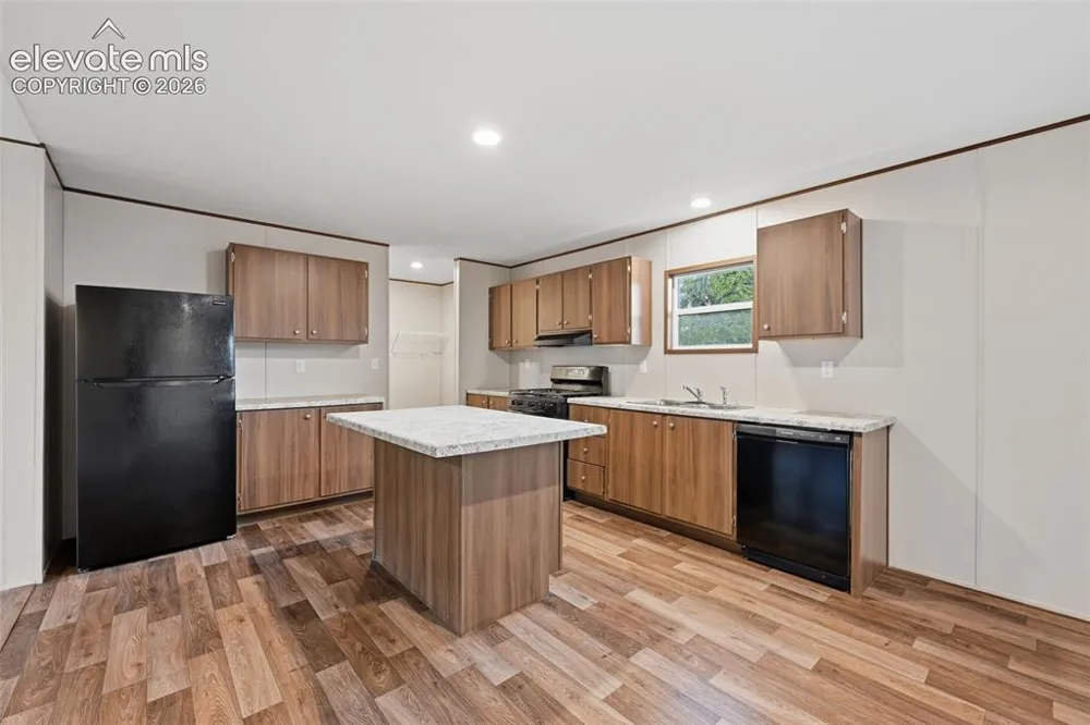 281 E Stewart Drive Pueblo, CO 81007