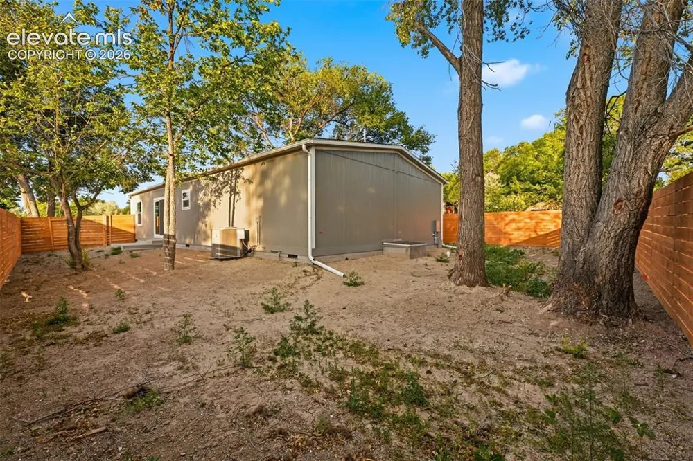 281 E Stewart Drive Pueblo, CO 81007