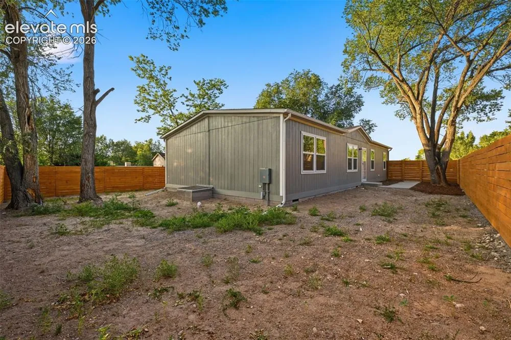 281 E Stewart Drive Pueblo, CO 81007