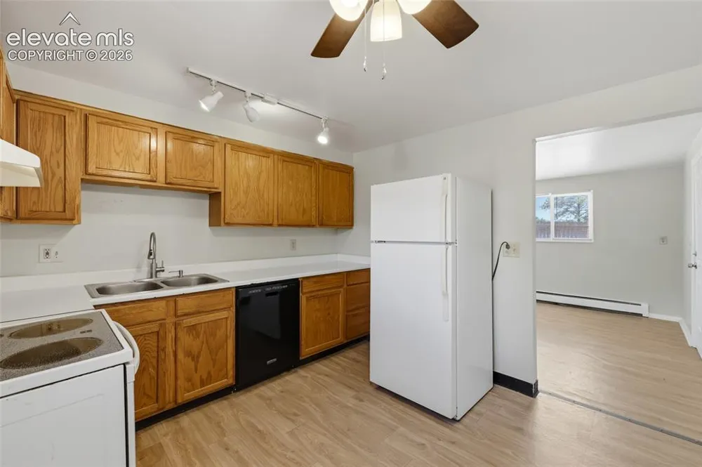 4060 airport Road Colorado Springs, CO 80910