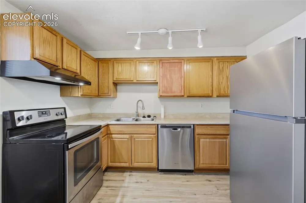 4060 airport Road Colorado Springs, CO 80910