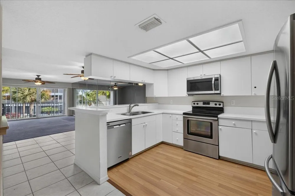 14846 SEMINOLE TRAIL Seminole, FL 33776