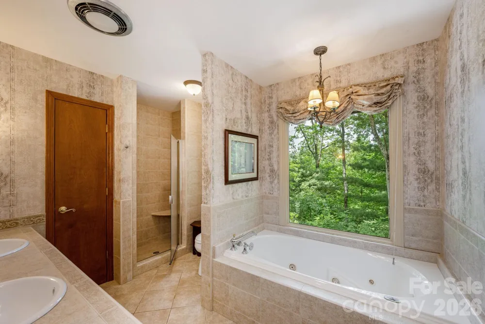117 Tarnhill Drive Flat Rock, NC 28731