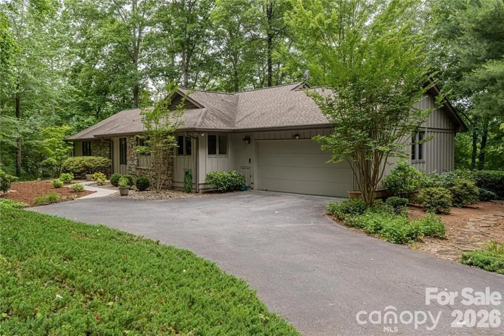 117 Tarnhill Drive Flat Rock, NC 28731