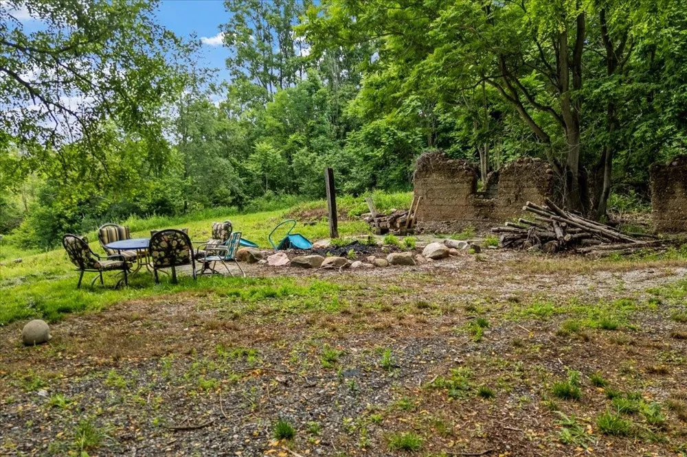 1187 Parks Road Wales Township, MI 48027