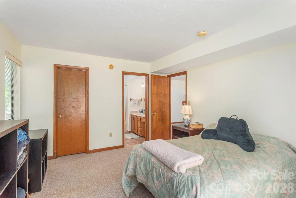 33 Ravencroft Lane #E33 Asheville, NC 28803