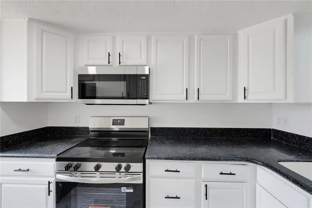 6661 121ST AVENUE #G Largo, FL 33773