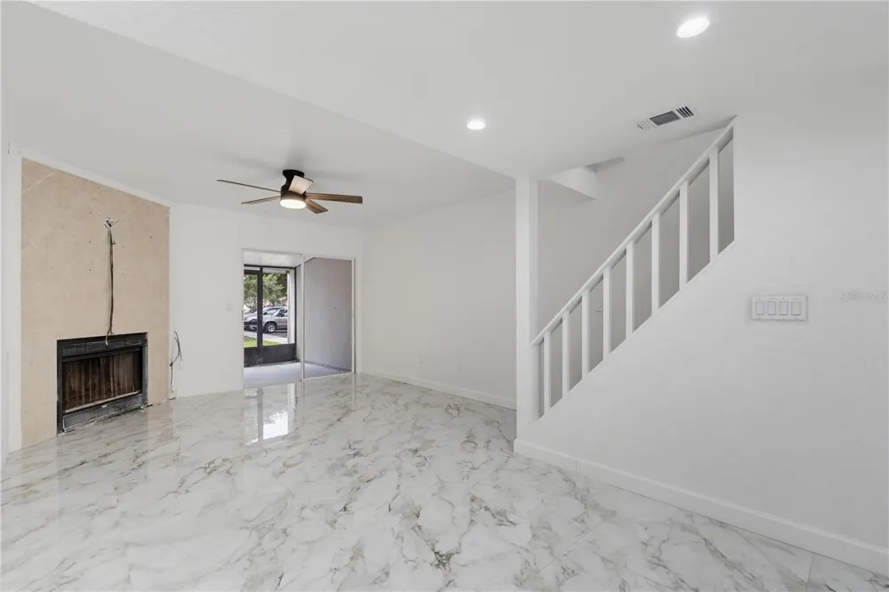 6661 121ST AVENUE #G Largo, FL 33773