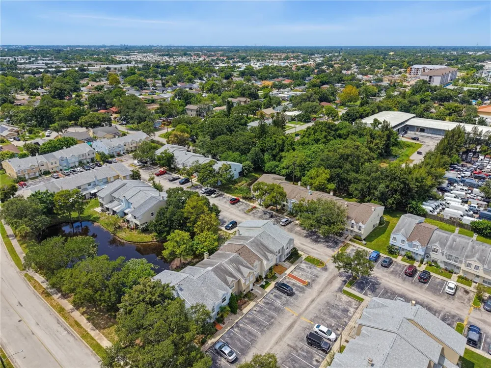 6661 121ST AVENUE #G Largo, FL 33773