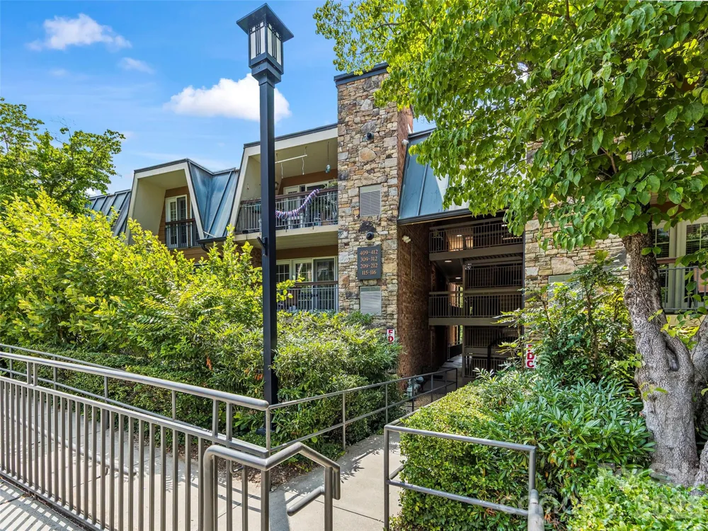 310 Bowling Park Road Asheville, NC 28803