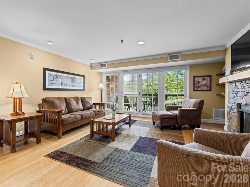 310 Bowling Park Road Asheville, NC 28803