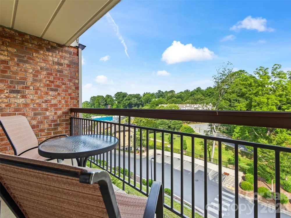 310 Bowling Park Road Asheville, NC 28803