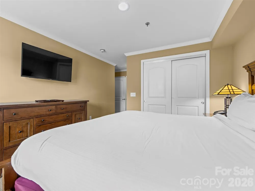 310 Bowling Park Road Asheville, NC 28803