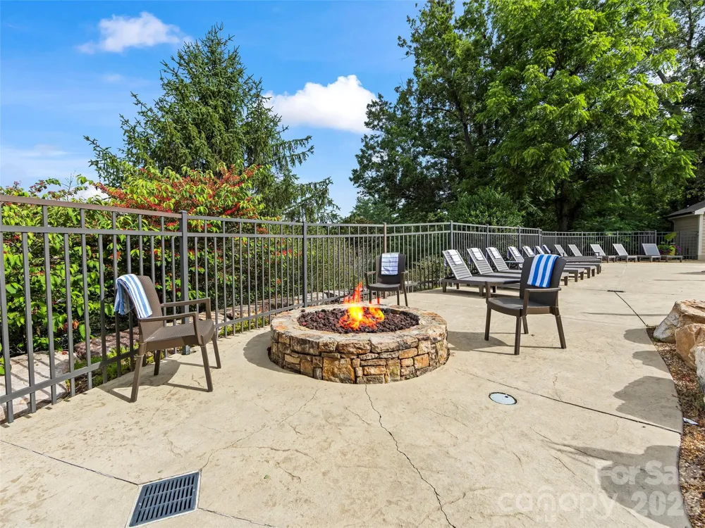 310 Bowling Park Road Asheville, NC 28803