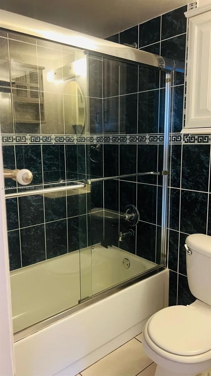 7394 NW 34th St Lauderhill, FL 33319
