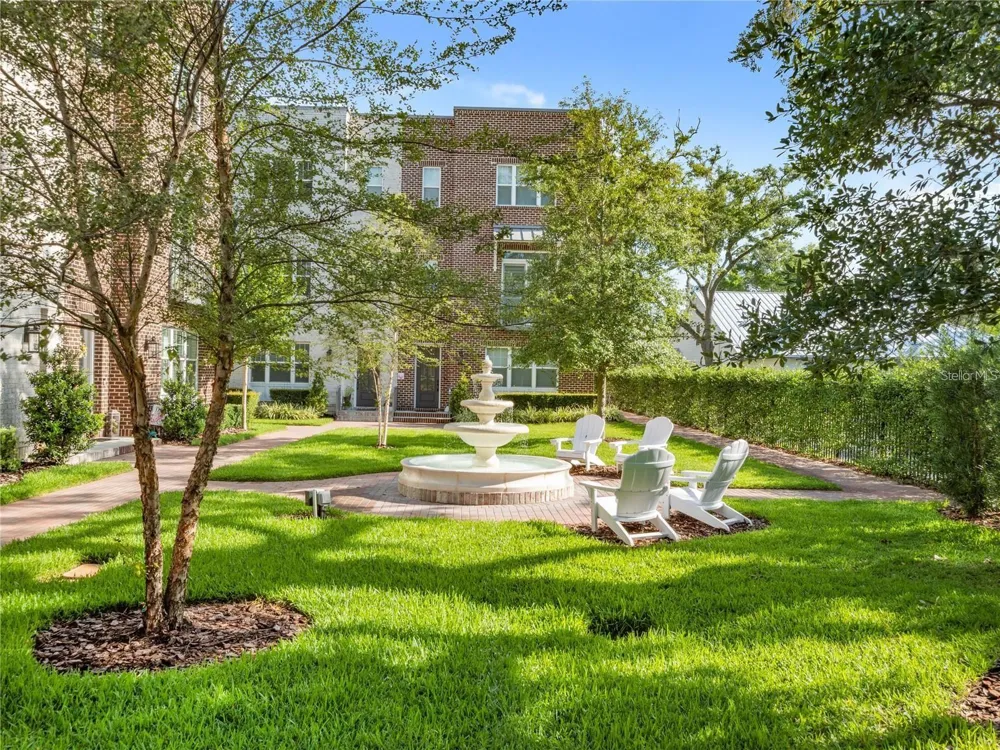 129 S PARK AVENUE #8E Winter Garden, FL 34787