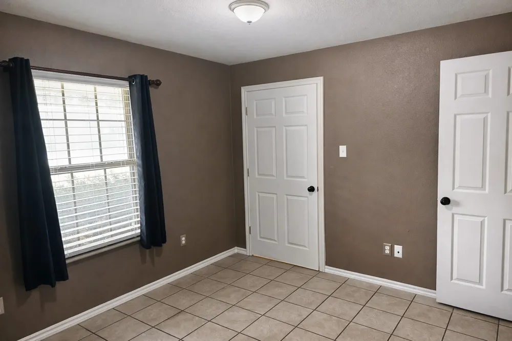 914 Catherine Street Terrell, TX 75160
