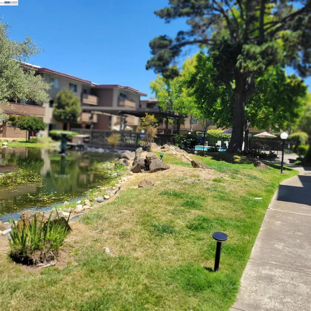 1321 Webster St Alameda, CA 94501