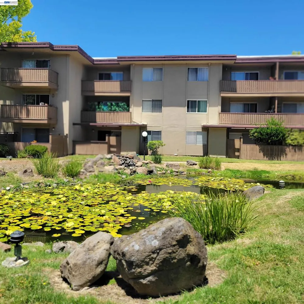 1321 Webster St Alameda, CA 94501