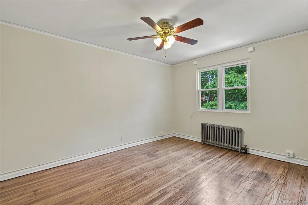 2046 26th Street Astoria, NY 11105