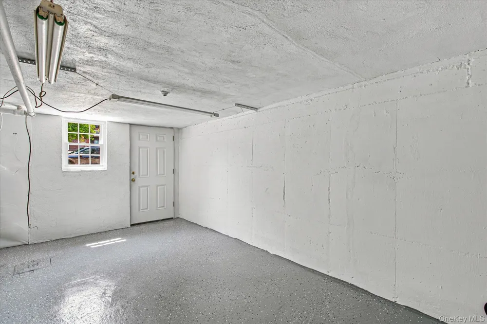 2046 26th Street Astoria, NY 11105