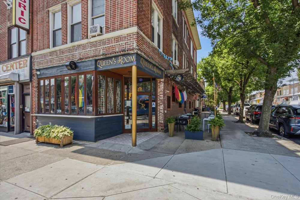 2046 26th Street Astoria, NY 11105