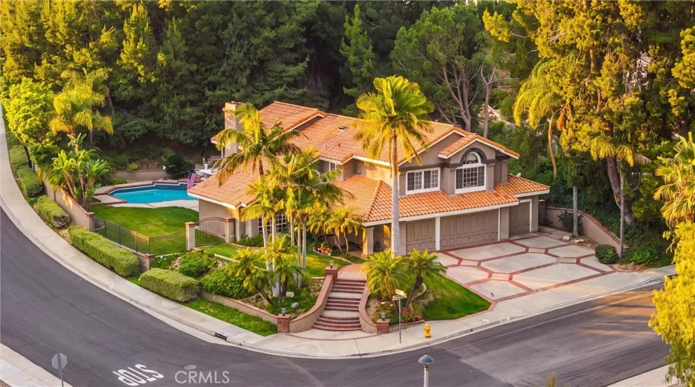 5065 Aviemore Yorba Linda, CA 92887