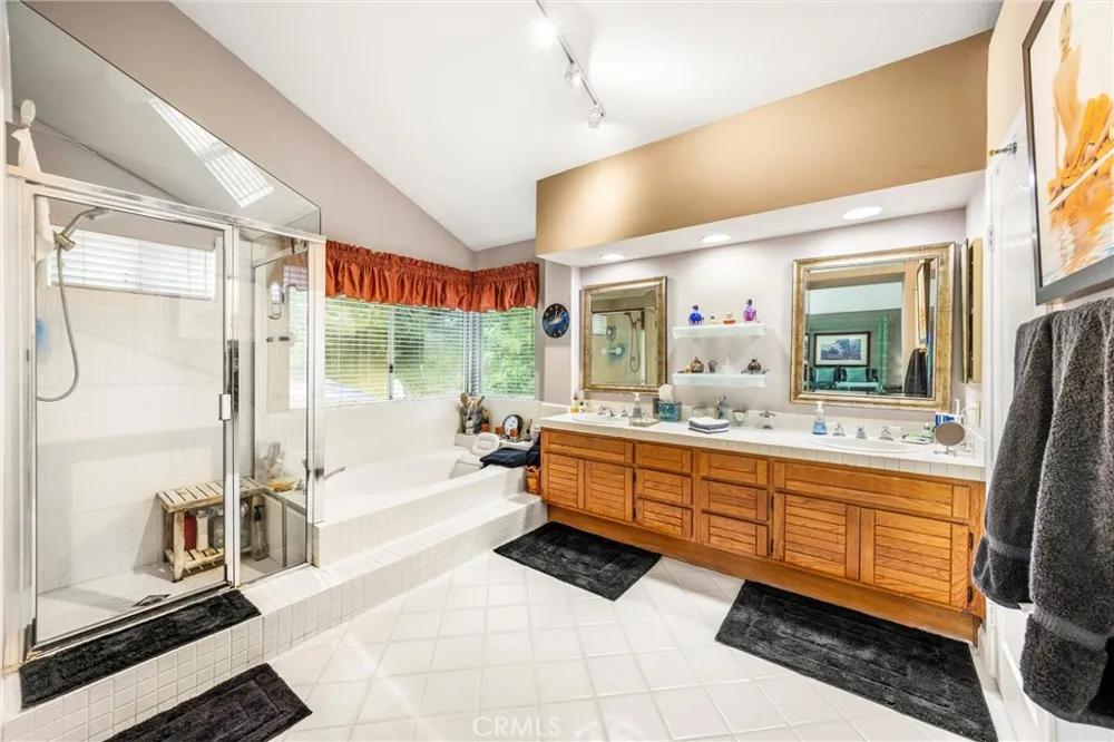 5065 Aviemore Yorba Linda, CA 92887