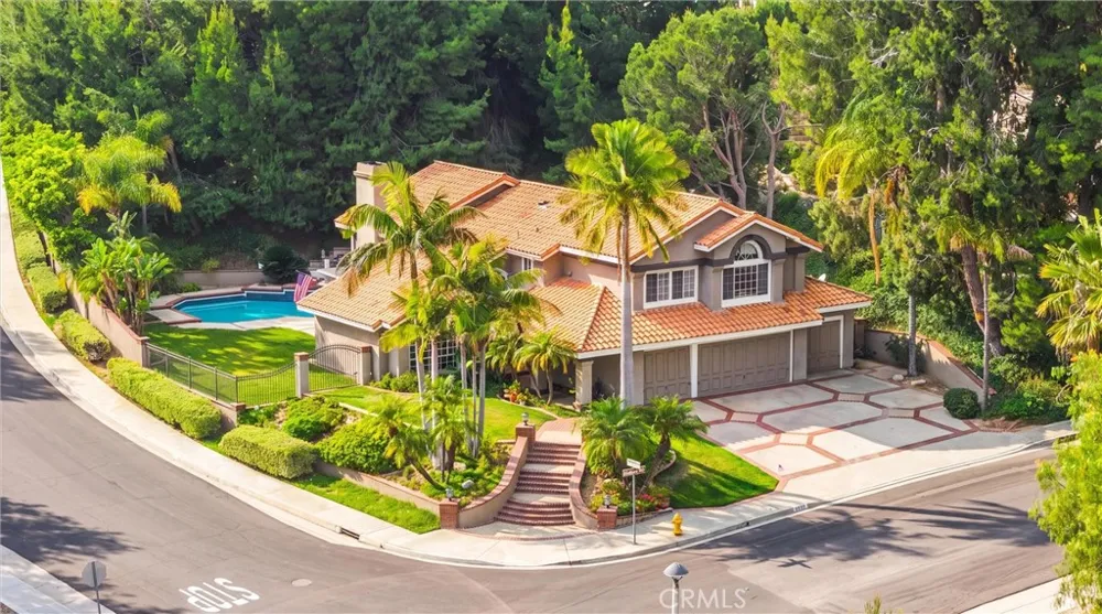 5065 Aviemore Yorba Linda, CA 92887