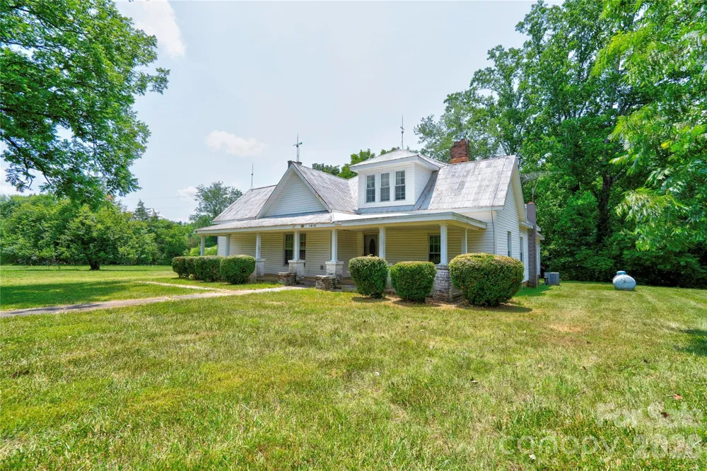 1813 Saint Marks Church Road Crouse, NC 28033