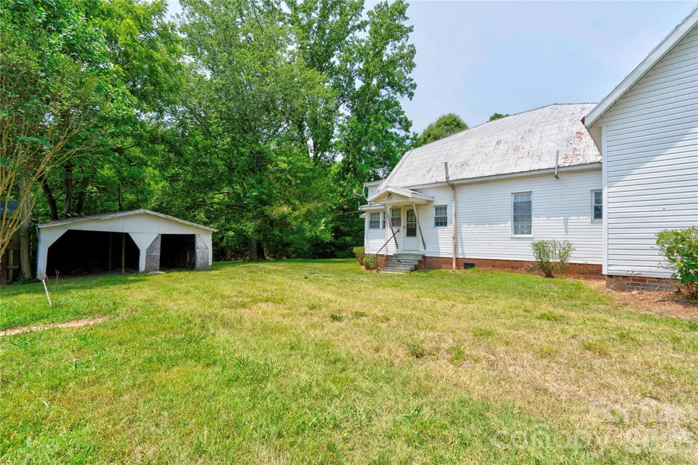 1813 Saint Marks Church Road Crouse, NC 28033