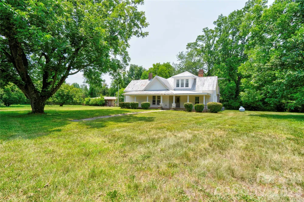 1813 Saint Marks Church Road Crouse, NC 28033