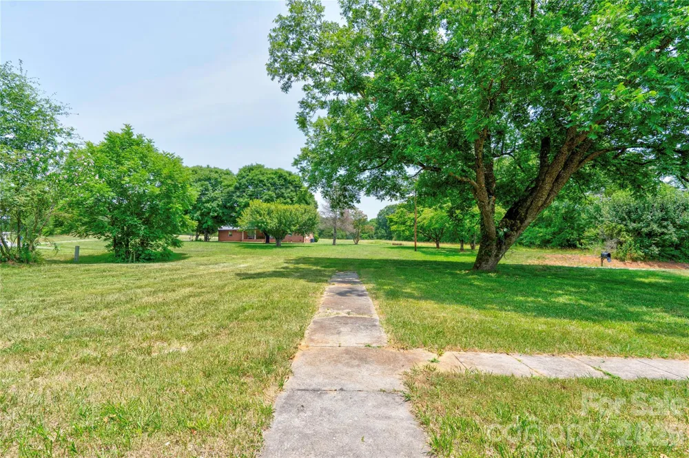 1813 Saint Marks Church Road Crouse, NC 28033
