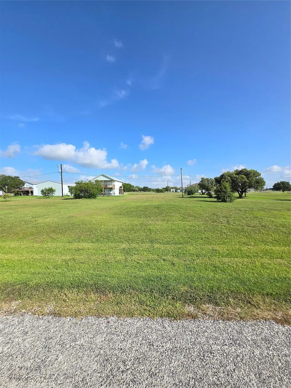 588 Bayview Drive Palacios, TX 77465
