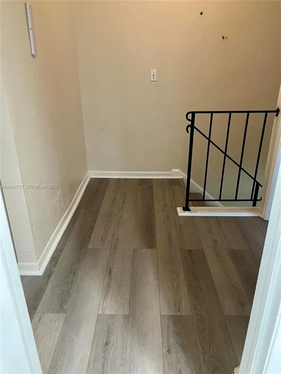3745 SW 59th Ave #124 Davie, FL 33314
