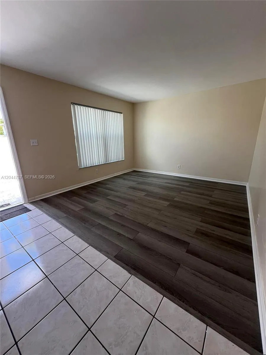 3745 SW 59th Ave #124 Davie, FL 33314