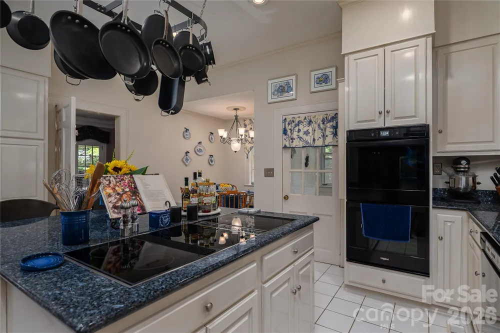 805 S Aspen Street Lincolnton, NC 28092