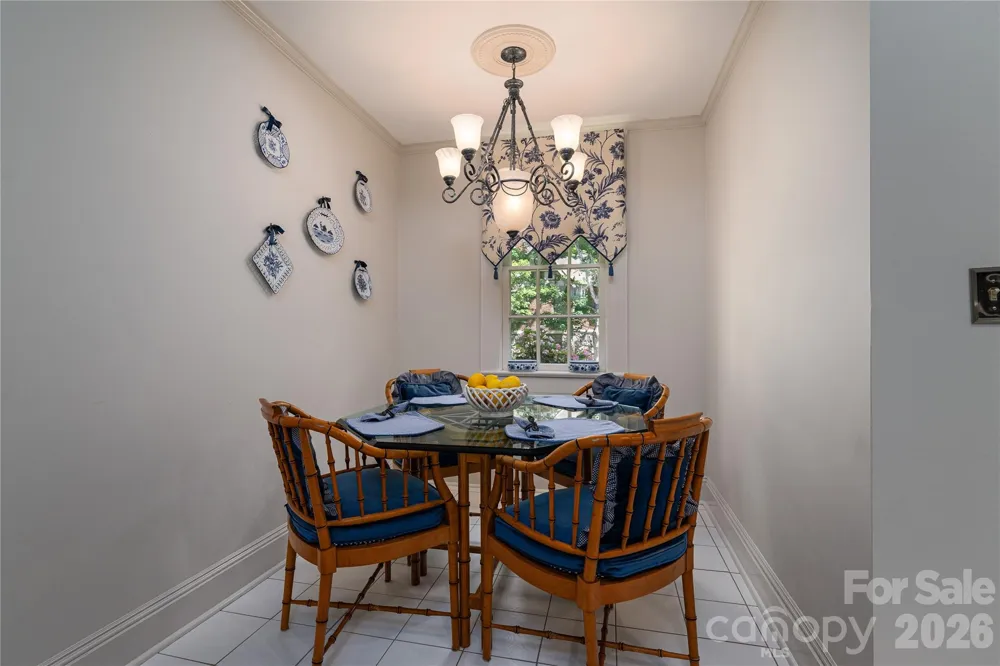 805 S Aspen Street Lincolnton, NC 28092