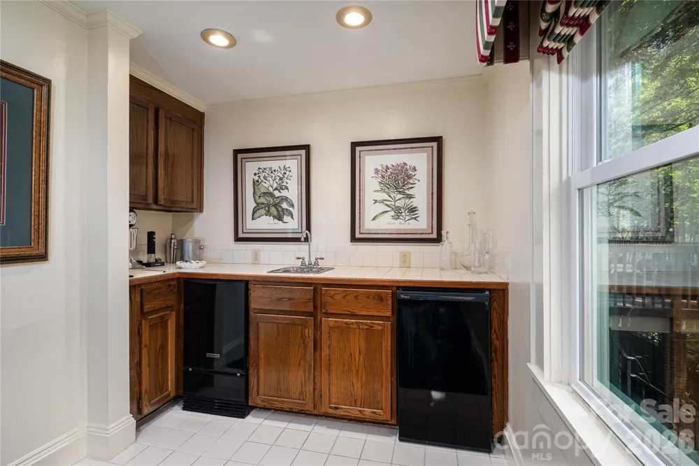 805 S Aspen Street Lincolnton, NC 28092